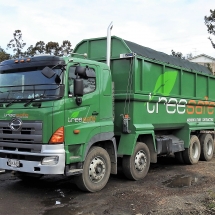 Hino 8 Wheeler